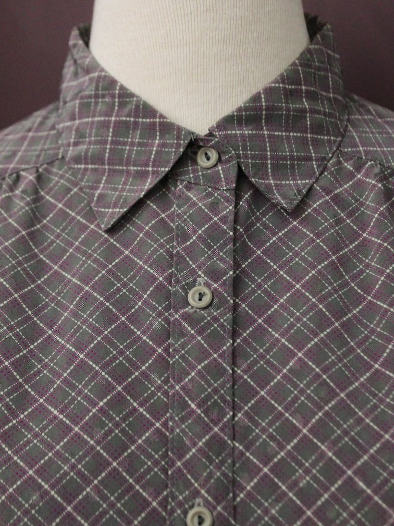 Vintage Japanese Style Elegant Gray Purple Plaid Plaid Geometric Long Sleeve Vintage Shirt Vintage Blouse - เสื้อเชิ้ตผู้หญิง - เส้นใยสังเคราะห์ สีเทา
