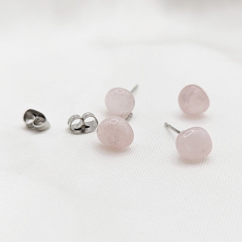 Natural crystal powder crystal follow Stone earrings small stud earrings - Earrings & Clip-ons - Crystal 