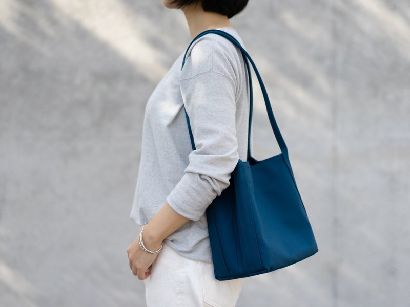 【販売終了】Shiribari tote M ブルー - 手提包/手提袋 - 棉．麻 藍色