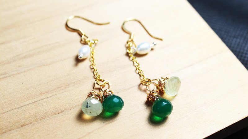 綠玉髓 青山明露 耳環 可做夾式 - 耳環/耳夾 - 寶石 綠色