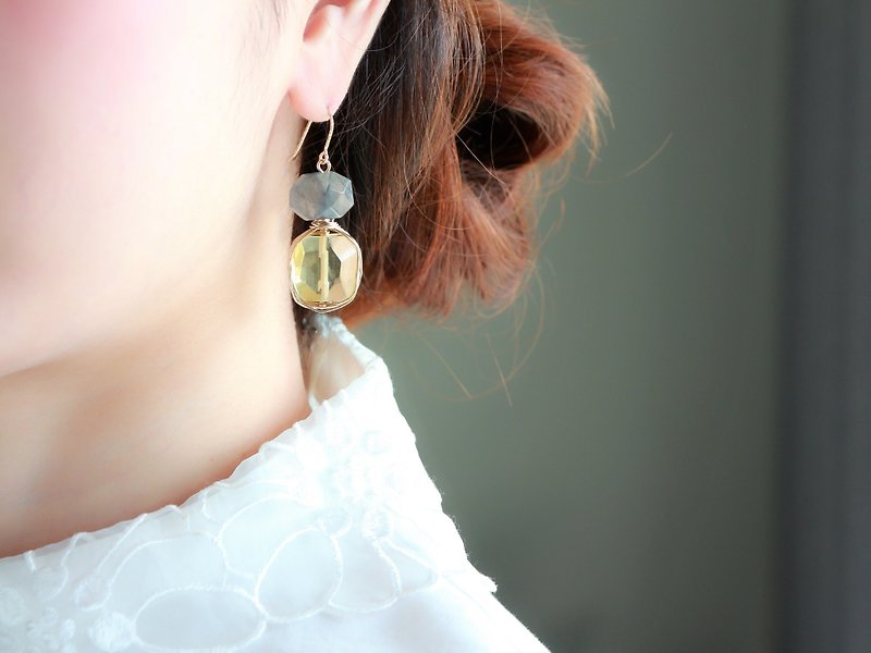 14kgf- bicolor wrap pierced earrings(Gray quartz Lemon quartz) - 耳環/耳夾 - 寶石 黃色