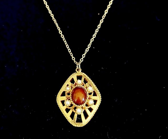 ヴィンテージジュエリー SARAH COV クラシカルパレス イミテーション