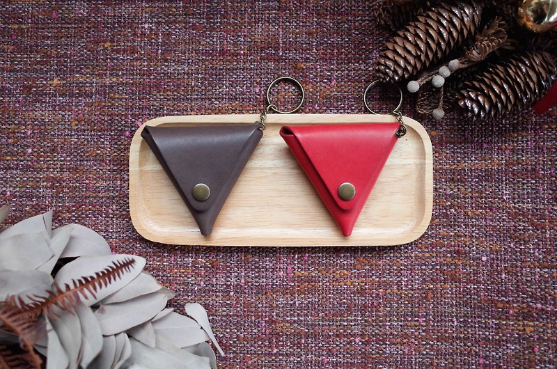 【Value 500 yuan Christmas exchange gift package】 triangular purse group - ที่ห้อยกุญแจ - หนังแท้ สีนำ้ตาล