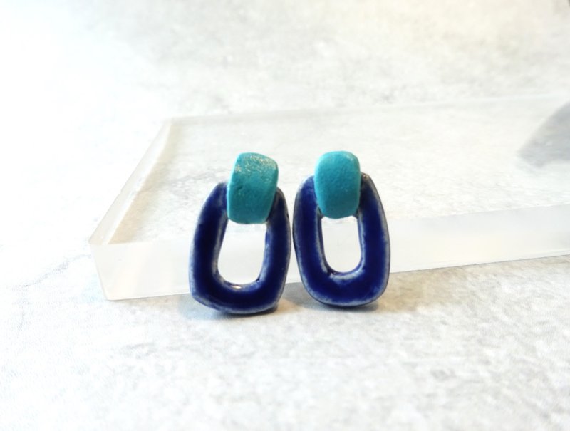 classical ring design Clip-On/blue turquoise - ต่างหู - ดินเผา สีน้ำเงิน