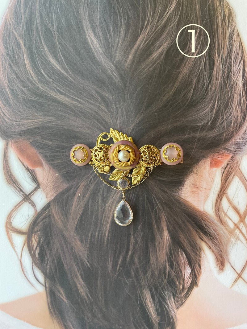 vintagebutton hairclip 7.5cm - เครื่องประดับผม - พลาสติก สึชมพู