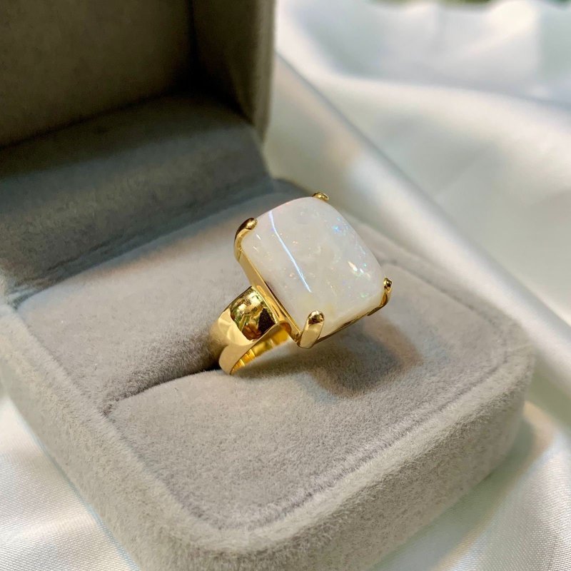 Natural Fire Opal 21k Gold Handmade Ring For Women Opal 21k Gold Womens Ring - 戒指 - 寶石 白色