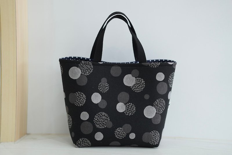 Thick-soled large-capacity handbag with irregular polka dots and green and black - Handbags & Totes - Cotton & Hemp Black