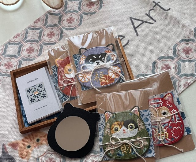 期間限定！ポッタリーバーン＆Rifle Papeコラボ♪刺繍入りBOX POUCH ポーチ - PICHU PICHU TOKYO