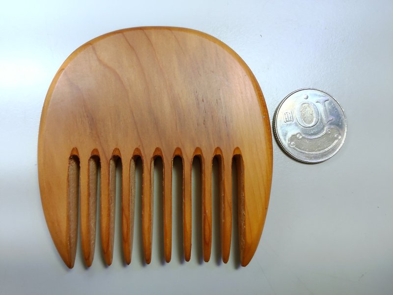 [Taiwan yew with his sister's head wooden comb] (Q) - Hair Accessories - Wood 