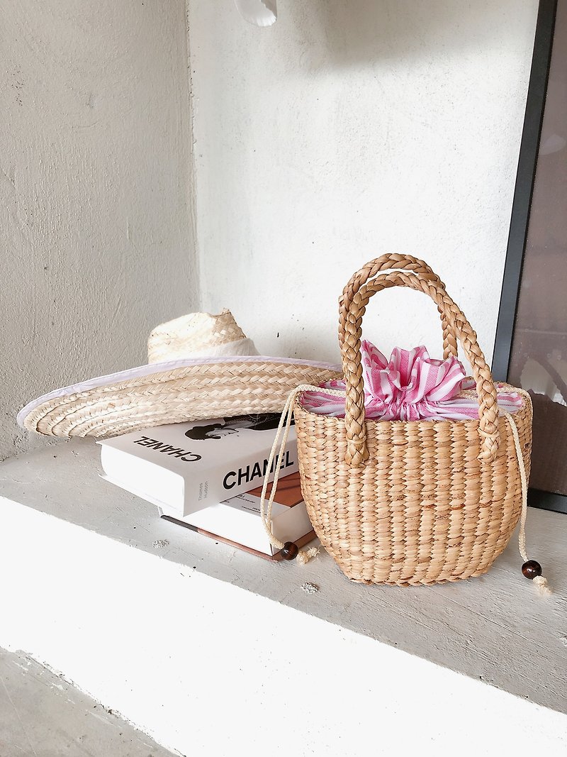 Tina: small straw bag - Handbags & Totes - Plants & Flowers Khaki