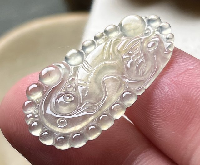 放光ガラス種翡翠懐古龍牌 | 天然ミャンマー産翡翠A貨 | ギフト