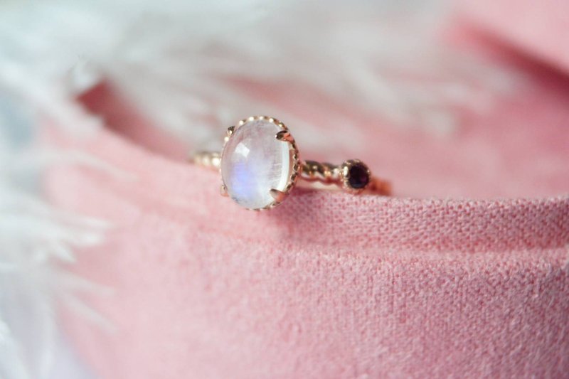 Natural Rainbow moonstone and Rhodolite Silver Ring with Rose Gold Plated. - 戒指 - 純銀 白色