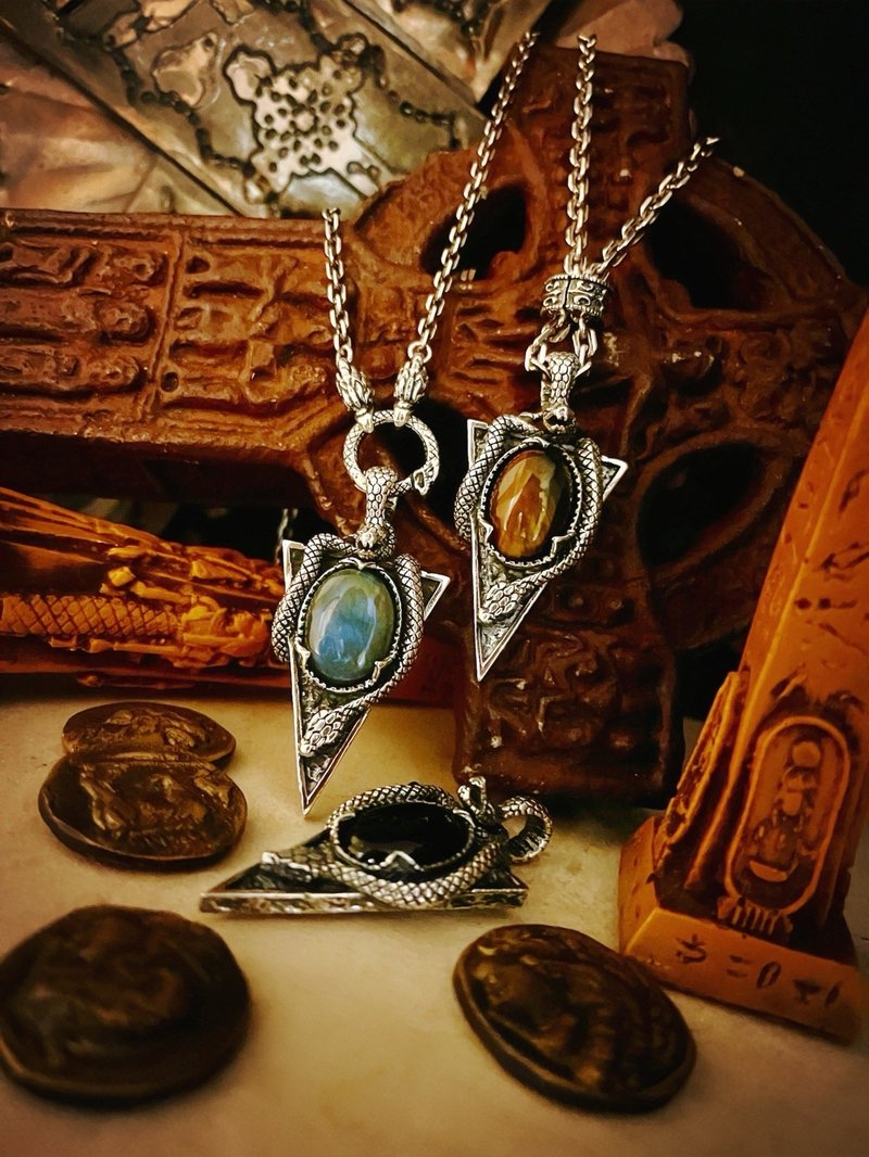 【Egyptian Series】Wadjet/Wadjet Silver 925/Sterling Silver/Pendant (without chain) - Necklaces - Sterling Silver 