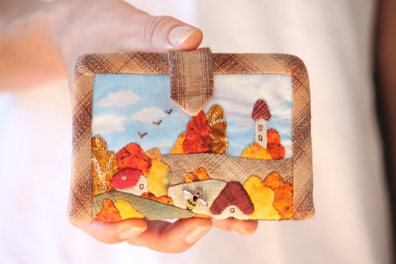 Cardholder wallet made in Japanese patchwork style. Fabric money purse. - ที่เก็บนามบัตร - ลินิน หลากหลายสี