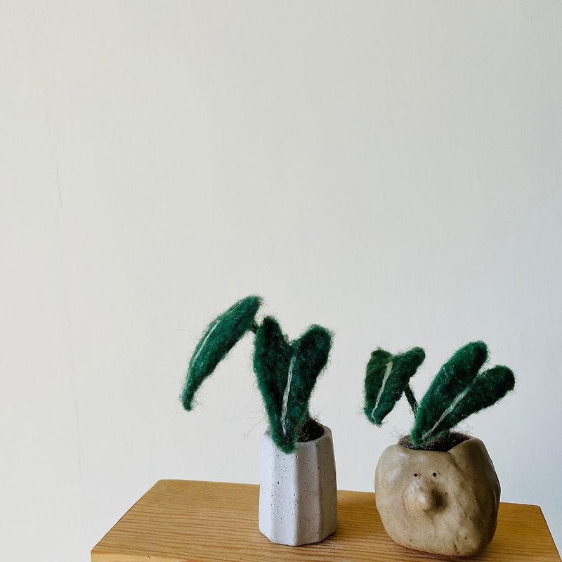 |Wool Felt | Holy Spirit Philodendron Plant Potted Cement Pot | Hand Kneaded Pottery Pot (2 Styles) / 018