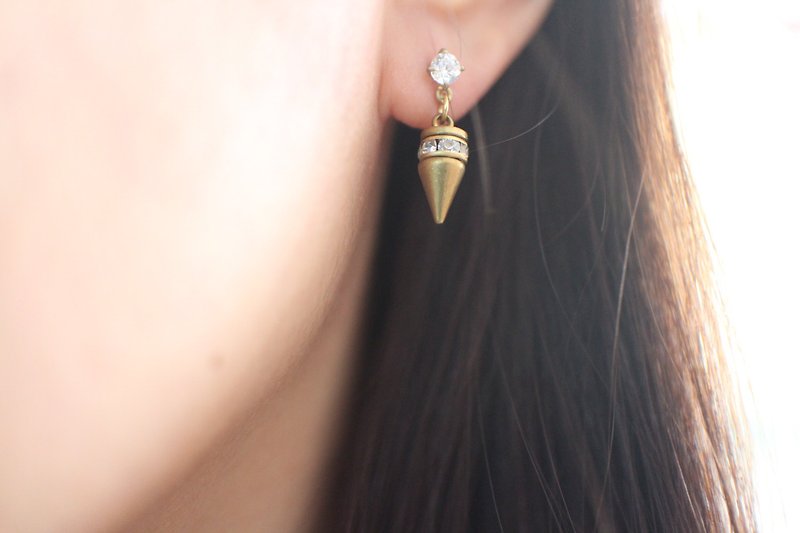 zircon / brass handmade earrings - สร้อยข้อมือ - โลหะ 
