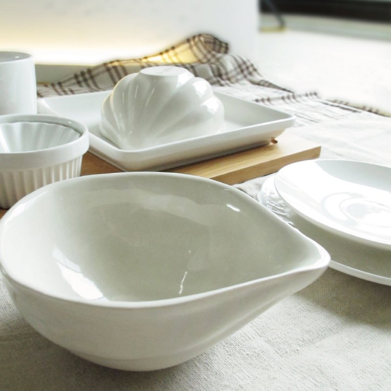 陶瓷仿真系列-洋蔥器皿 弧形肌理斜口 餐廚生活 婚禮 擺飾 七夕禮 - 碗 - 瓷 白色