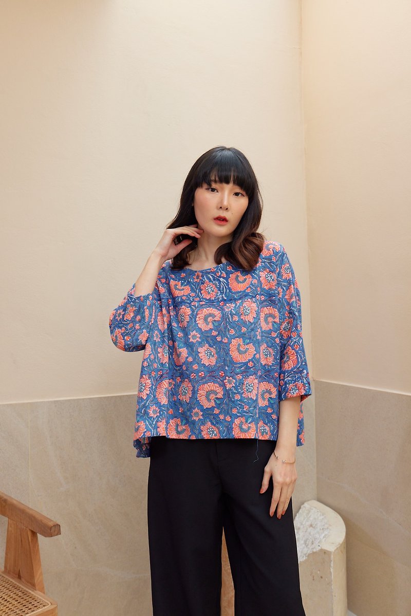 Oversized 100% Natural Indian Cotton Top: Hand-block print Unisex Summer Blouse - 女裝 上衣 - 棉．麻 藍色