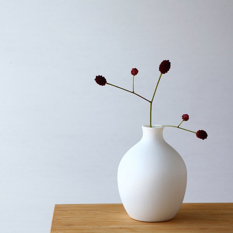 白い磁器の丸い一輪挿し - 花瓶/花器 - 瓷 白色