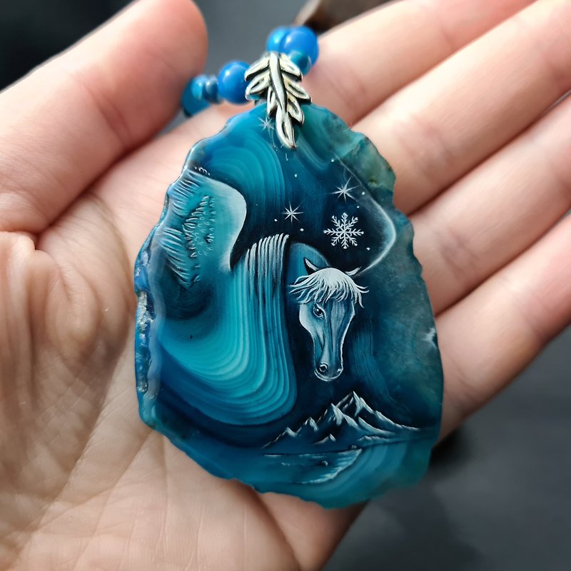 Snow horse necklace Jewelry Hand painted on blue agate miniature painting - Necklaces - Stone Blue