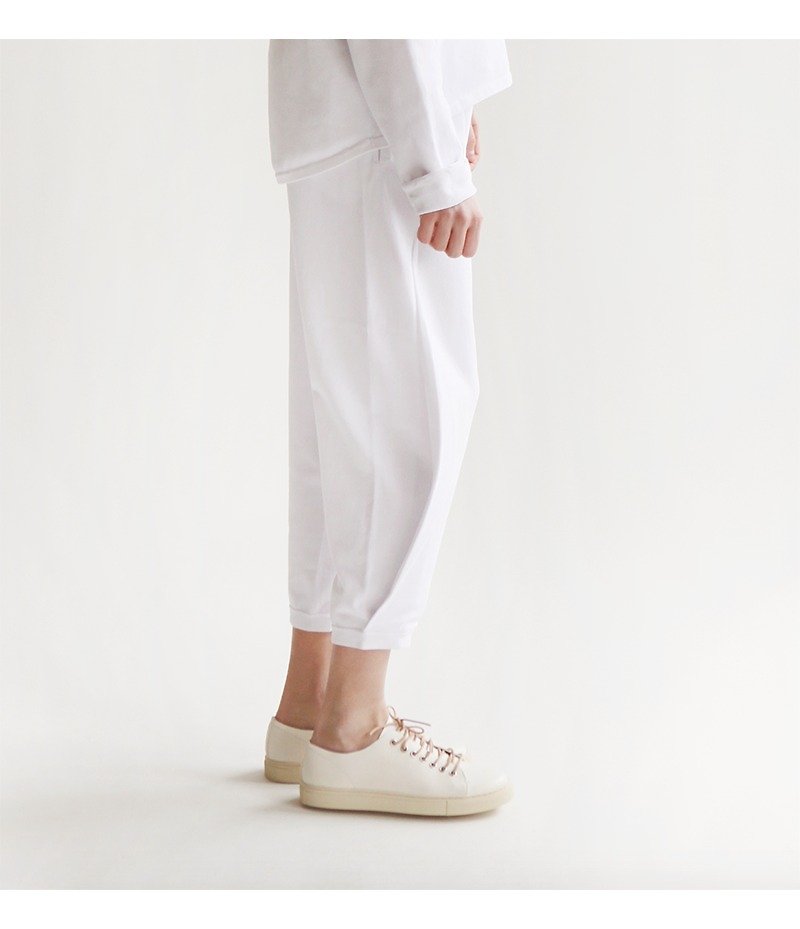 KOOW / you have been playing the thin section of the minimalist eight knit casual pants loose wild three-dimensional fold - Women's Pants - Cotton & Hemp White
