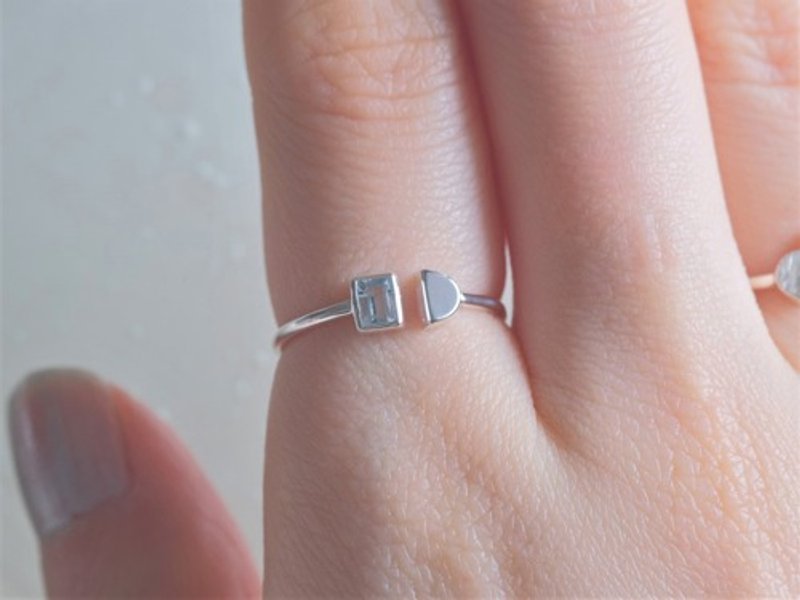 blue topaz semicircular ring シルバー925　スカイブルートパーズ　幾何学モチーフ - 戒指 - 寶石 藍色
