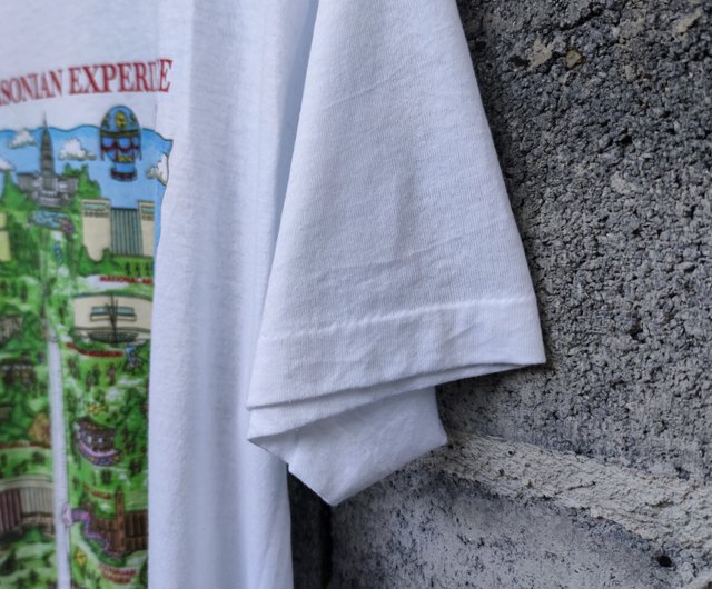 スミソニアン博物館 ヴィンテージTシャツ アート 映画 企業 アニメ 古着 90年代 フルーツオブザルーム FRUIT OF THE LOOM