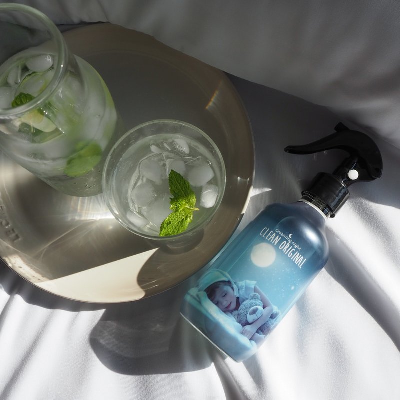 CLEAN - Cool Dream Spray under the moonlight 300ml - น้ำหอม - วัสดุอื่นๆ สีน้ำเงิน