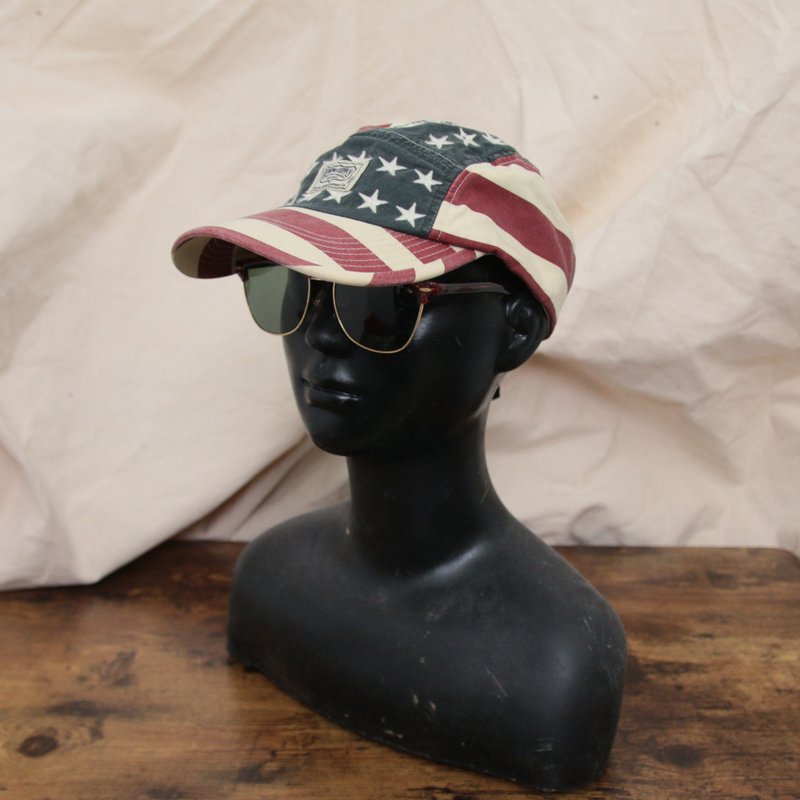 Back to Green:: 戶外漁夫帽 美國旗幟 鴨舌帽 d-28//vintage hat - 帽子 - 棉．麻 