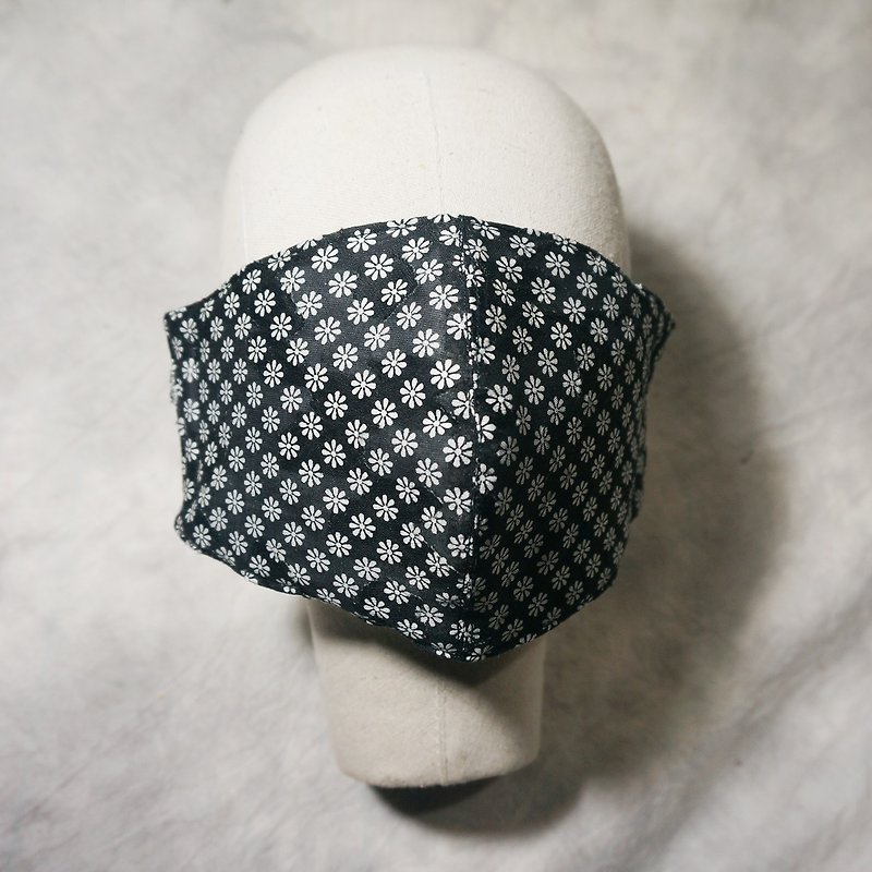 Sienna蠶絲裡立體口罩 - 口罩/口罩收納套 - 棉．麻 藍色
