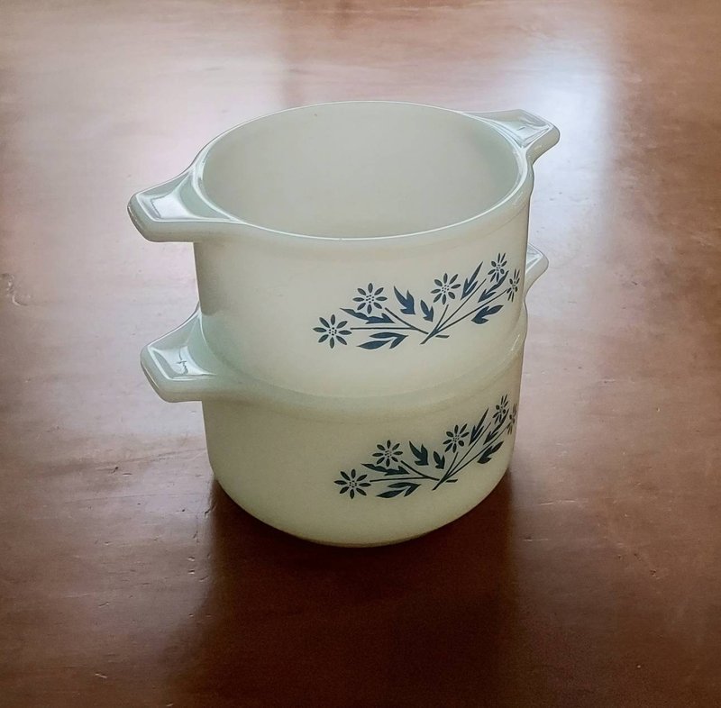 1960's garden grass and flower thick material milk glass double-ear snack bowl soup bowl salad bowl 2 pieces - ถ้วยชาม - แก้ว ขาว