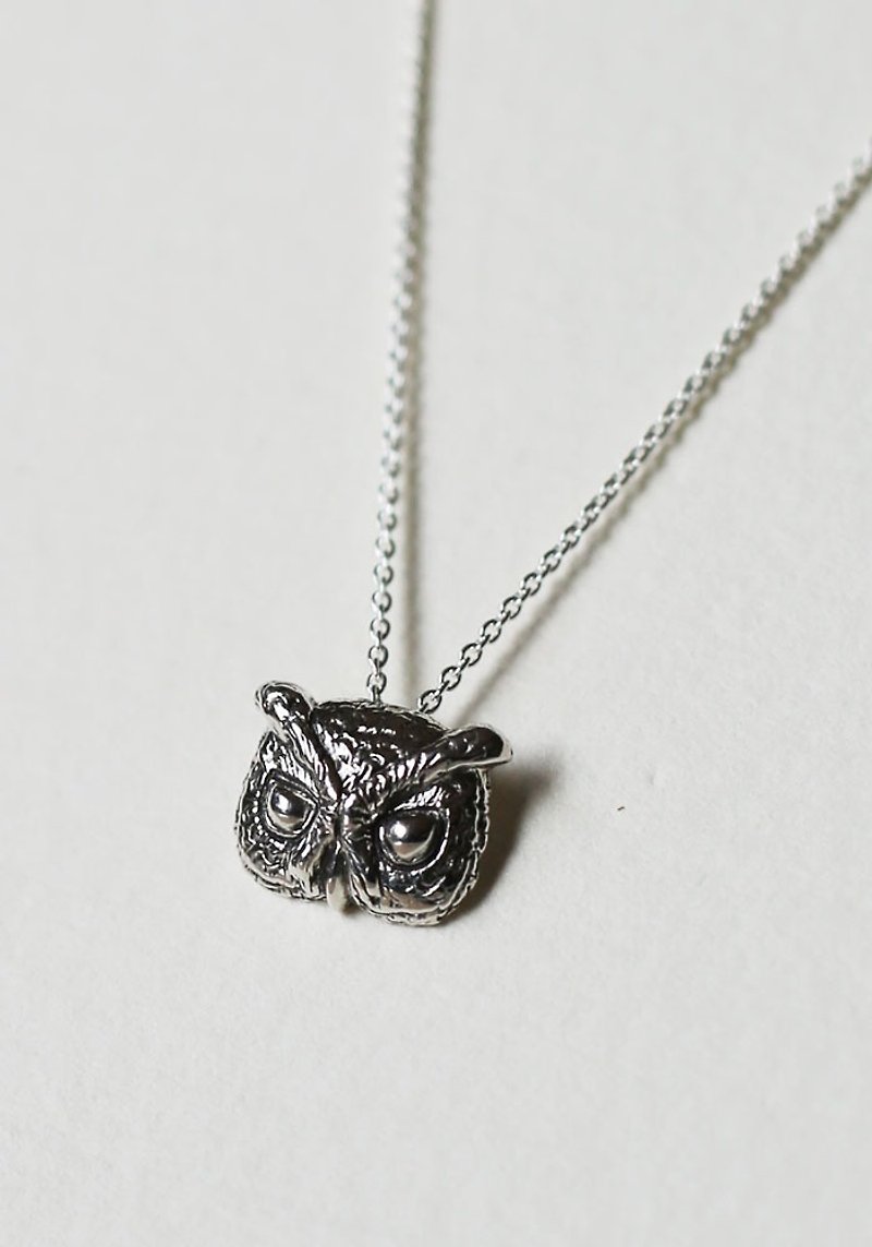 Petite Fille Handmade Silver Jewelry Little Owl Horned Owl Sterling Silver Pendant - สร้อยคอ - โลหะ สีเงิน