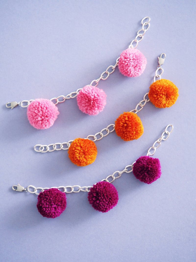 Pom pom bracelet / Colourful cute cotton ball bracelet  - 手鍊/手環 - 繡線 多色