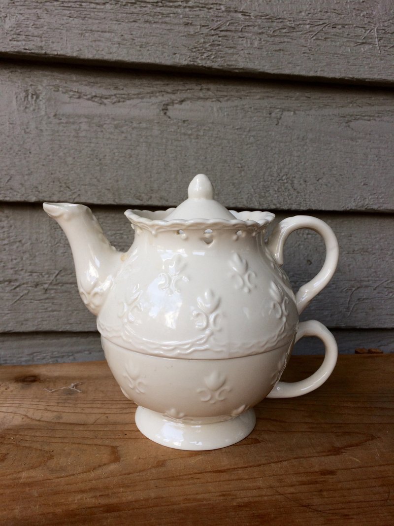蕾絲花雕茶壺杯組 - 茶壺/茶杯/茶具 - 陶 白色