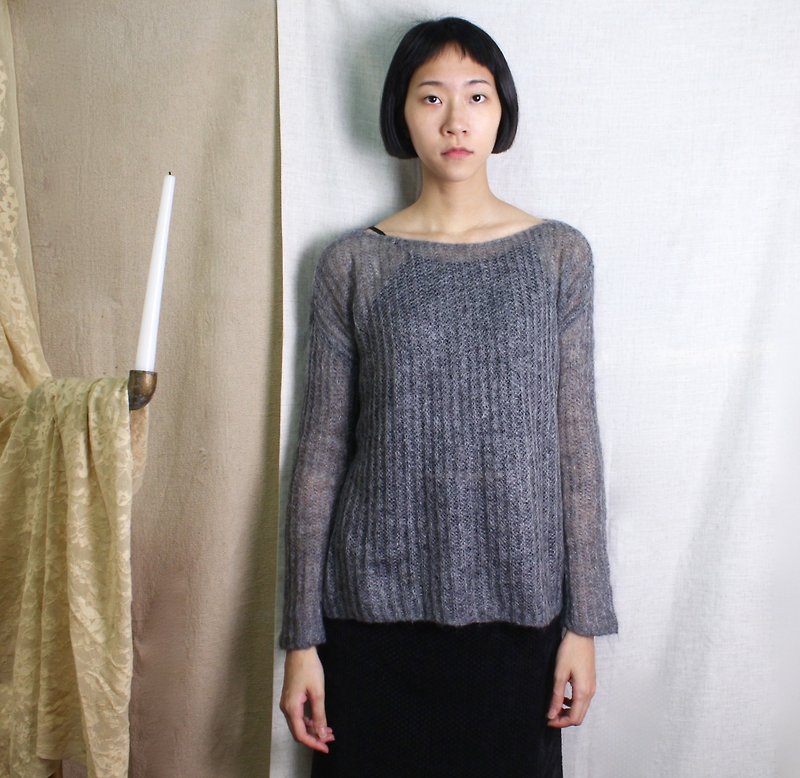 FOAK vintage Benetton grey skin crocheted sweater - สเวตเตอร์ผู้หญิง - ขนแกะ 