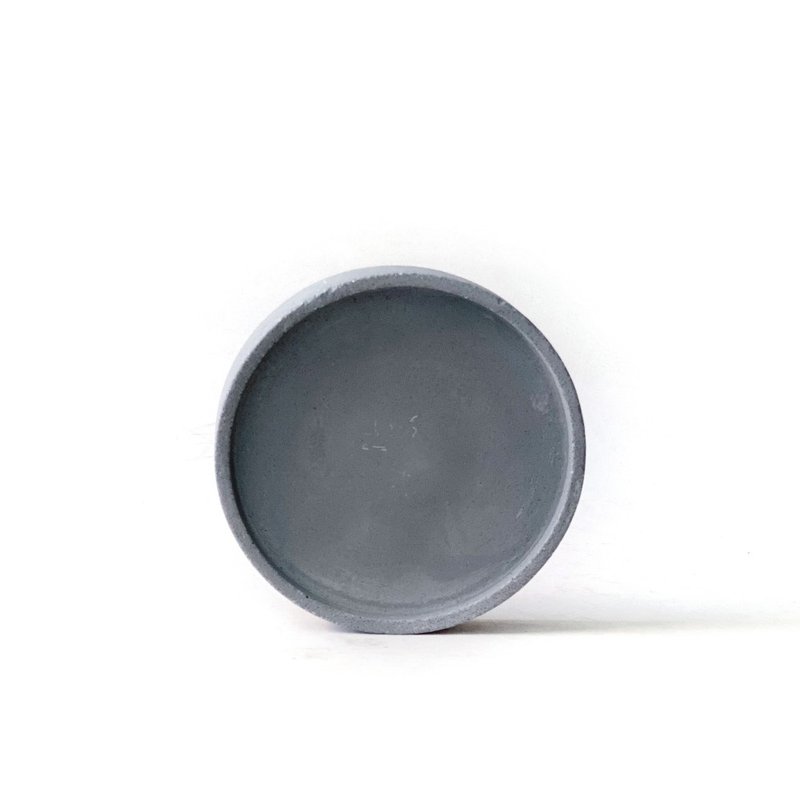 (現貨) 墨黑系列 | 圓形純色深灰水泥底盤 水泥飾品盤 - 擺飾/家飾品 - 水泥 黑色