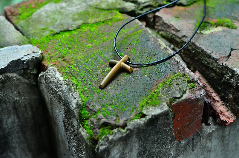 Yulantian exclusive order - Necklaces - Wood Green