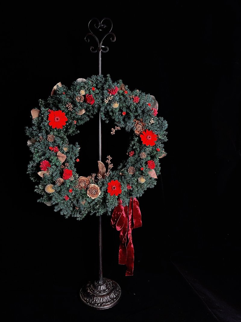 The ultimate luxury 38cm Christmas wreath - ช่อดอกไม้แห้ง - พืช/ดอกไม้ สีแดง
