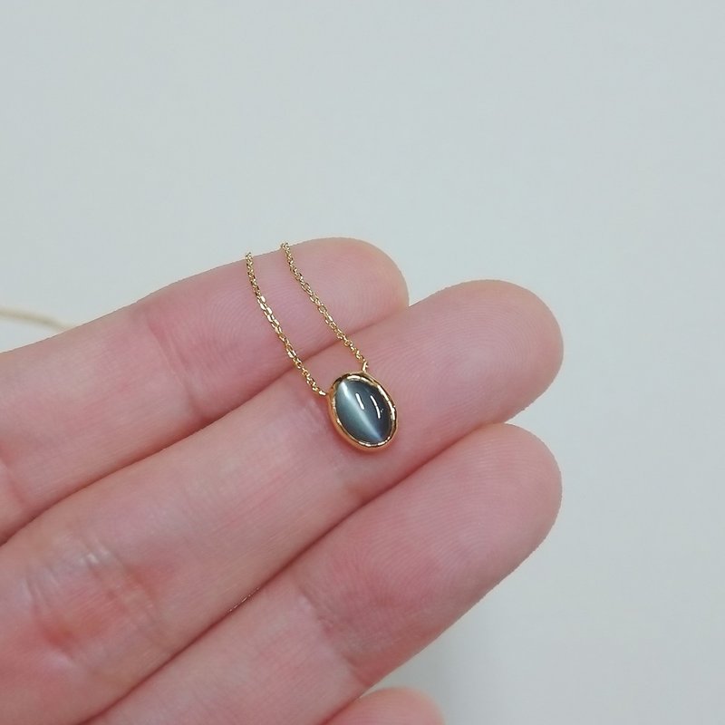 Alexandrite Cats Eye Cabochon Bezel Set 18K Solid Gold Dainty Necklace - Necklaces - Gemstone Blue