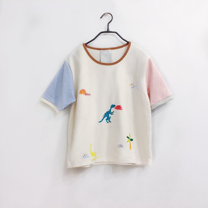 Little dinosaur short sleeve crop top-pastel - T 恤 - 棉．麻 多色
