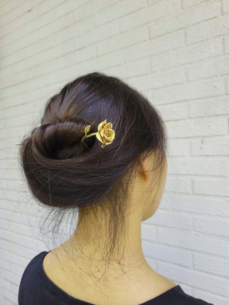 玫瑰花葉/黃銅髮簪/情人禮物 - 髮飾 - 銅/黃銅 金色