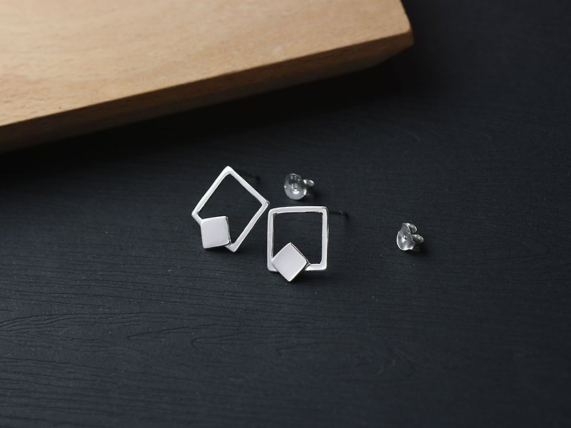 Nude - square double geometry (925 sterling silver earrings) - C percent jewelry - ต่างหู - เงินแท้ สีเงิน