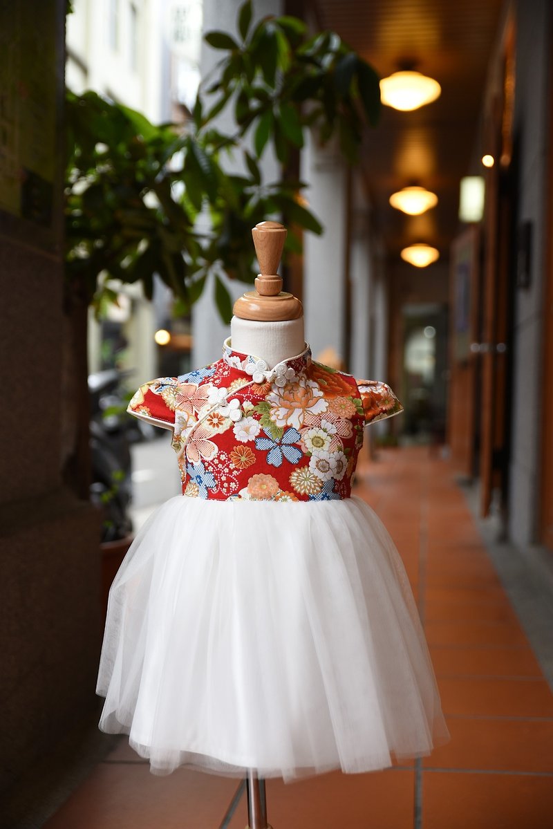 Hand made improved children's cheongsam dress red and white peony models - Other - Cotton & Hemp Red