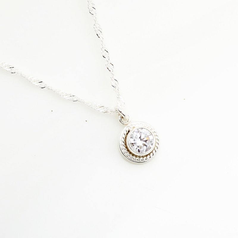 Twist Single Diamond cz s925 sterling silver necklace Valentine's Day gift - Necklaces - Diamond Silver