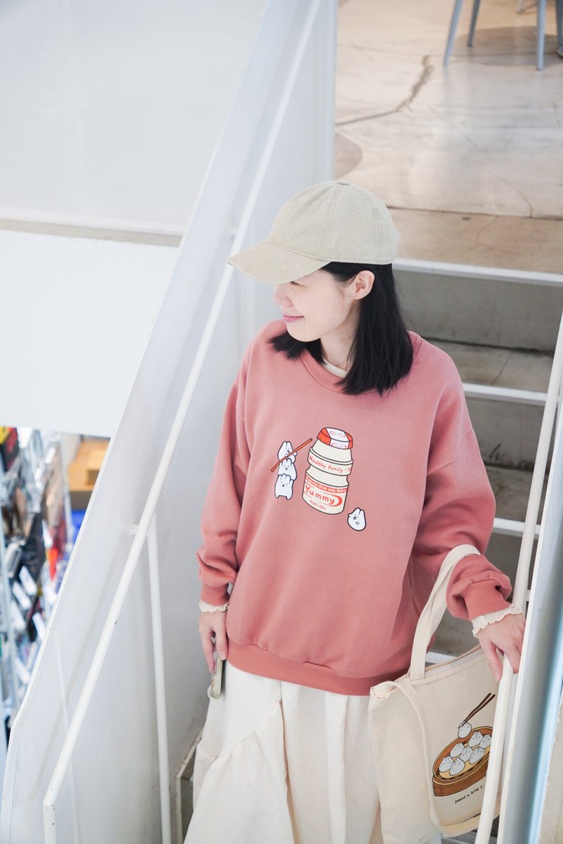 Mochi Rabbit Yakult-Brush University T Sweatshirt (Raspberry Pink) - เสื้อฮู้ด - ผ้าฝ้าย/ผ้าลินิน สึชมพู