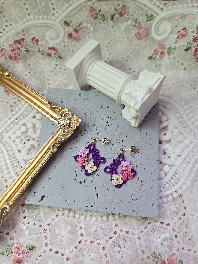 Woven Crochet | Small Flower Picture Frame Earrings | Purple - ต่างหู - งานปัก หลากหลายสี