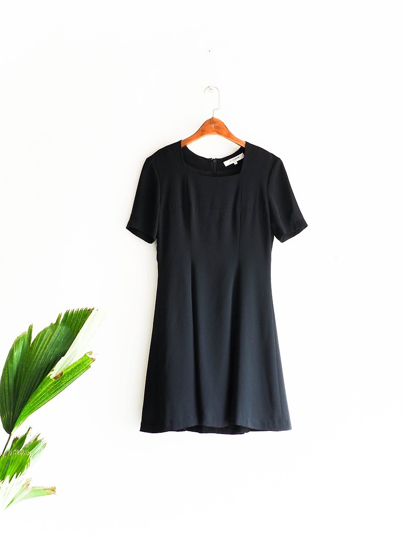 River baskets - Kumamoto simple geometric cut youth log antique casual skirt overalls oversize vintage dress - One Piece Dresses - Silk Black