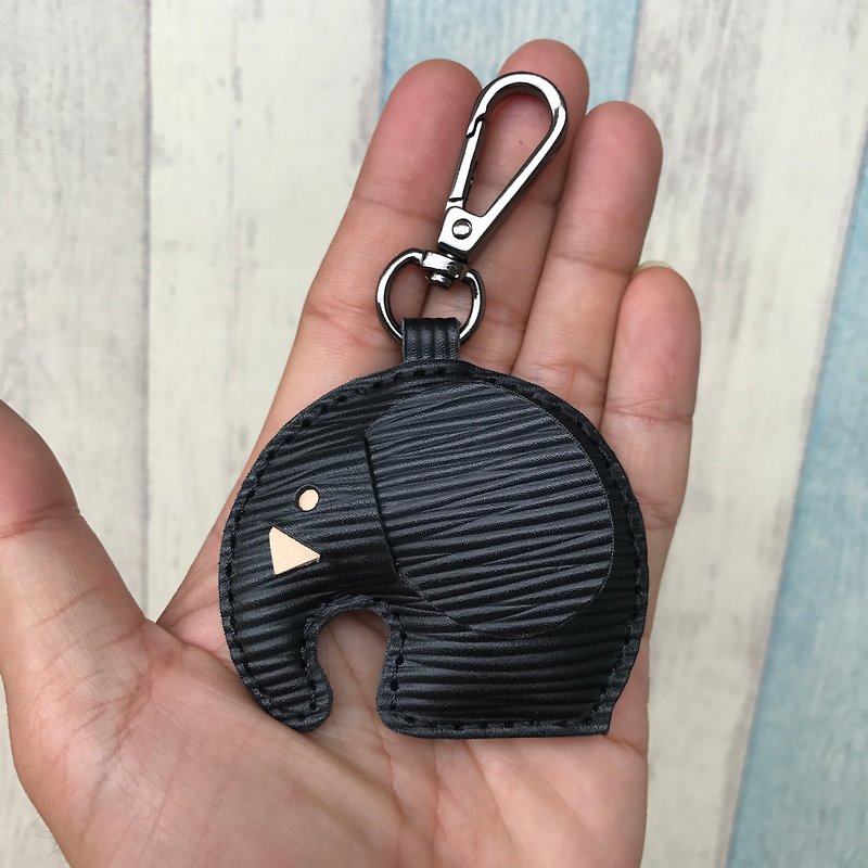 Water ripple black cute elephant handmade sewn leather keychain small size - ที่ห้อยกุญแจ - หนังแท้ สีดำ