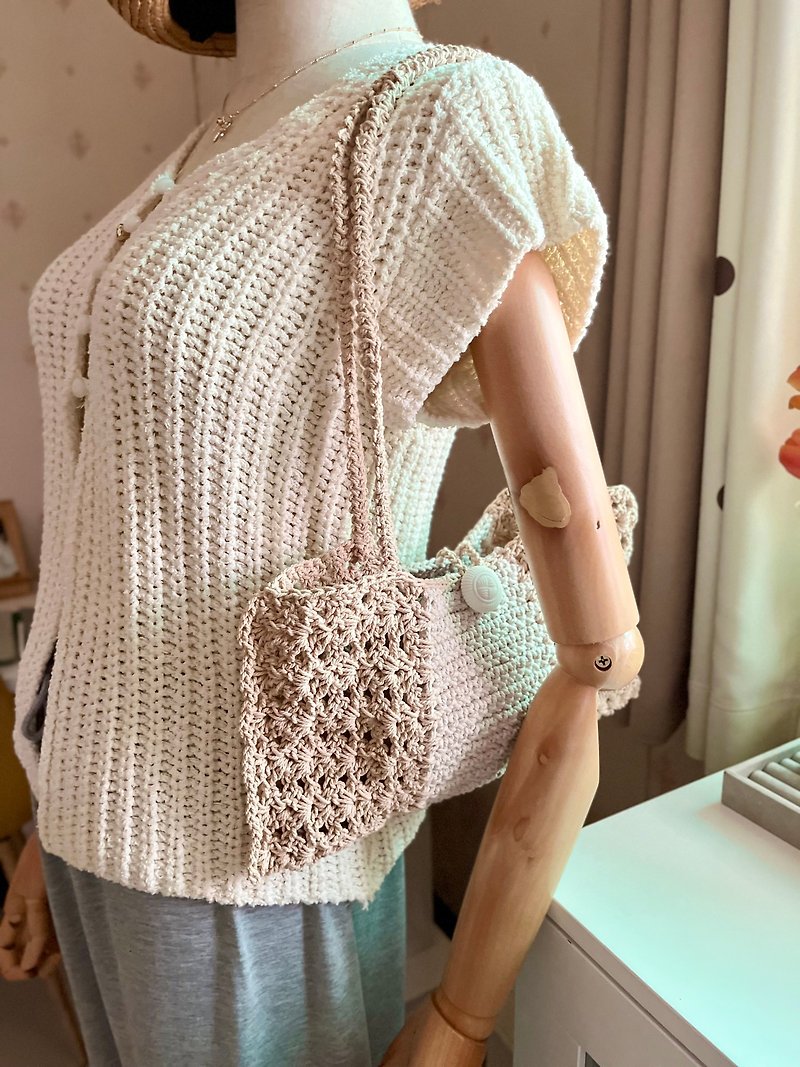 Handhook bow-shaped shoulder bag - Messenger Bags & Sling Bags - Cotton & Hemp Khaki