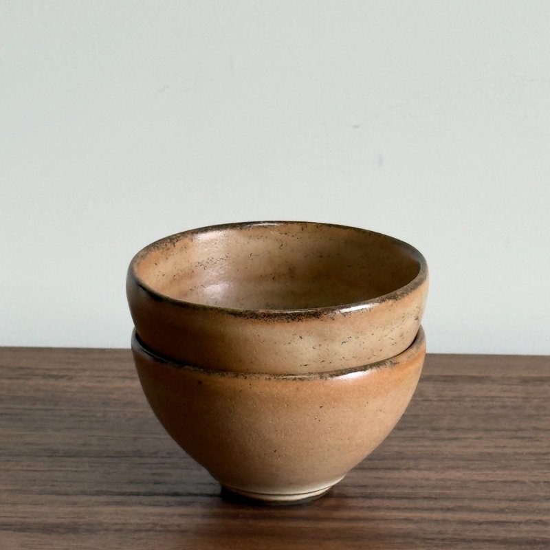 落日餘暉 手作釉燒陶碗 - 碗 - 陶 咖啡色